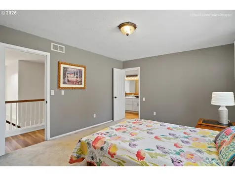 5813 SE Snowberry Court Hillsboro OR 97123