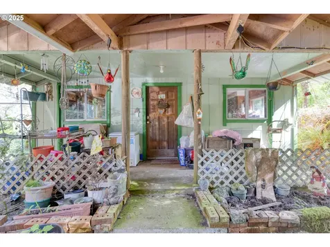 56010 Goldbrick Road Myrtle Point OR 97458