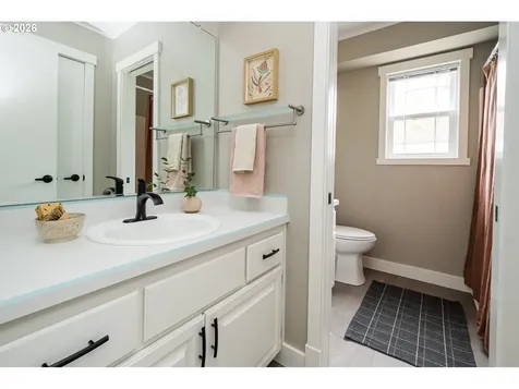 2417 NE 148th Street Vancouver WA 98686
