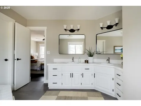 2417 NE 148th Street Vancouver WA 98686