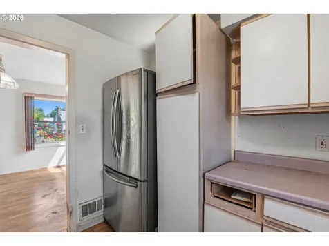 3127 SE 64th Avenue Portland OR 97206