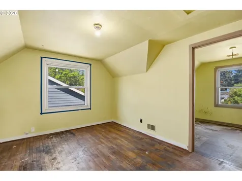 3127 SE 64th Avenue Portland OR 97206