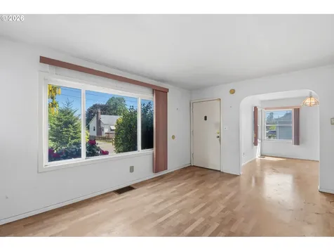 3127 SE 64th Avenue Portland OR 97206