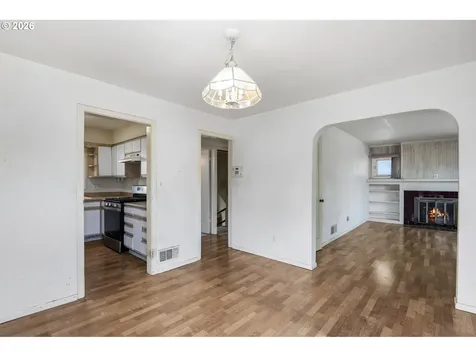 3127 SE 64th Avenue Portland OR 97206