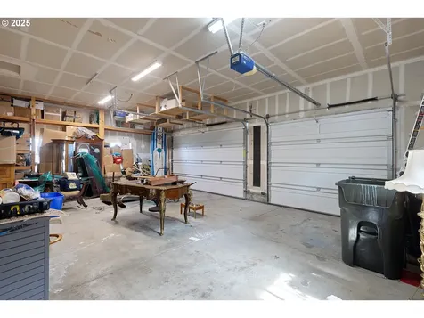 1548 NE Rocky Ridge Drive Roseburg OR 97470