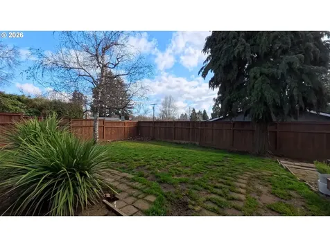 908 Browning Avenue S Salem OR 97302