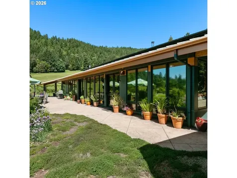 1104 1106 Upper Cow Creek Road Azalea OR 97410