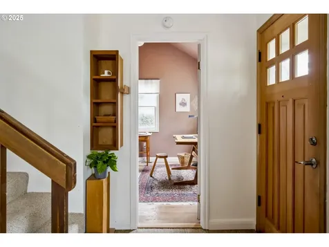 7033 SE 77th Avenue Portland OR 97206