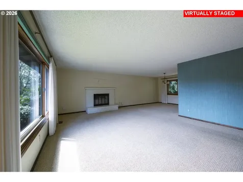 2883 SE Spruce Street Hillsboro OR 97123