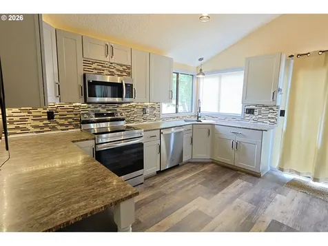 1511 Ranch Road Reedsport OR 97467