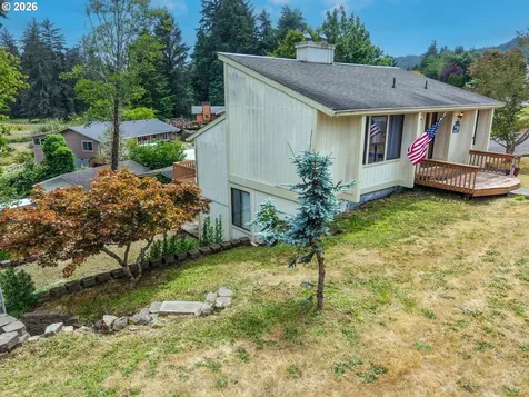 1511 Ranch Road Reedsport OR 97467