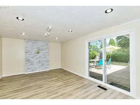 518 NE 40th Avenue Hillsboro OR 97124