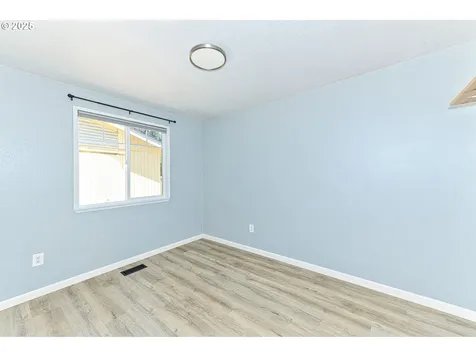 518 NE 40th Avenue Hillsboro OR 97124