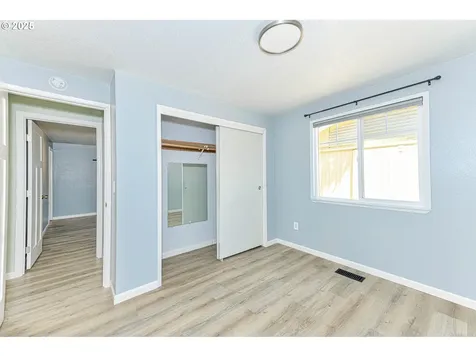 518 NE 40th Avenue Hillsboro OR 97124