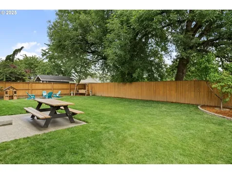 176 Raspberry Lane Woodland WA 98674