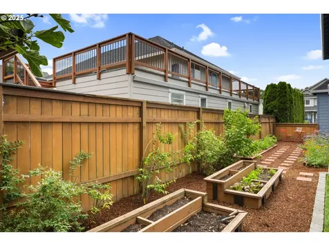 176 Raspberry Lane Woodland WA 98674