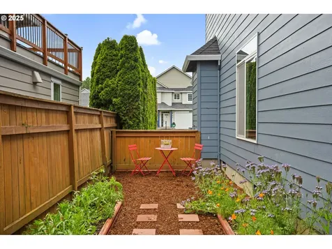 176 Raspberry Lane Woodland WA 98674