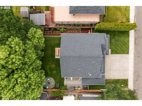 176 Raspberry Lane Woodland WA 98674