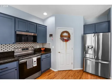 176 Raspberry Lane Woodland WA 98674