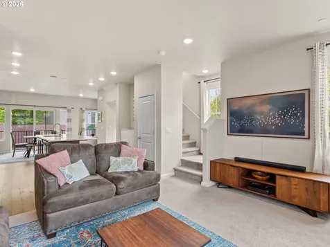 11372 SW Mont Blanc Street Wilsonville OR 97070