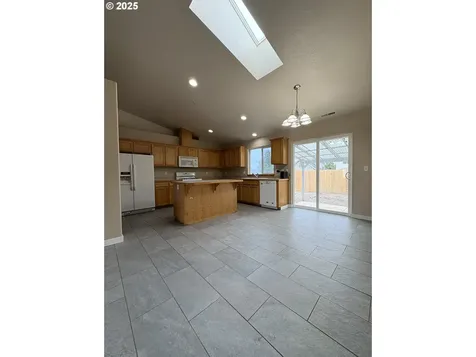 986 Arthur Avenue Cottage Grove OR 97424