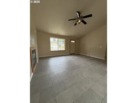 986 Arthur Avenue Cottage Grove OR 97424