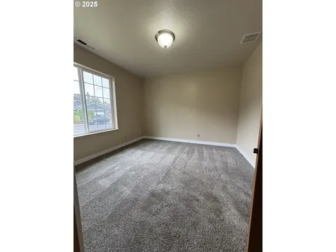 986 Arthur Avenue Cottage Grove OR 97424