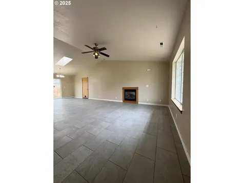 986 Arthur Avenue Cottage Grove OR 97424