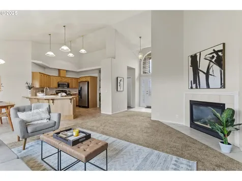 1656 Iron Horse Road Eugene OR 97402