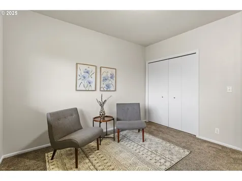 1656 Iron Horse Road Eugene OR 97402