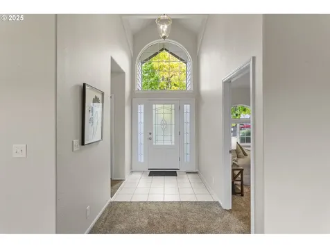 1656 Iron Horse Road Eugene OR 97402