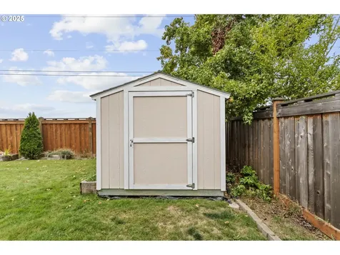 1656 Iron Horse Road Eugene OR 97402