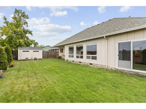 1656 Iron Horse Road Eugene OR 97402