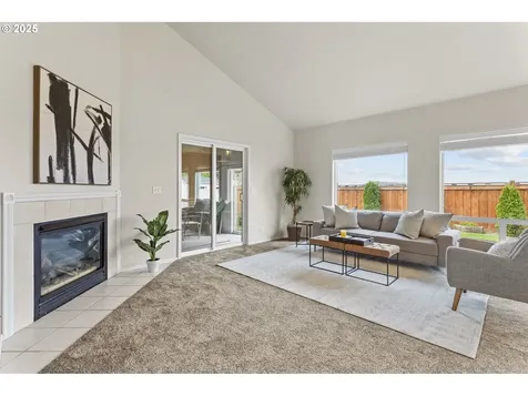 1656 Iron Horse Road Eugene OR 97402