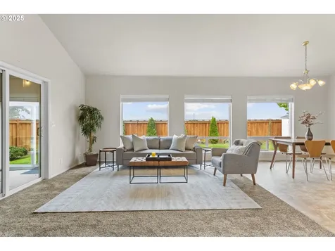 1656 Iron Horse Road Eugene OR 97402