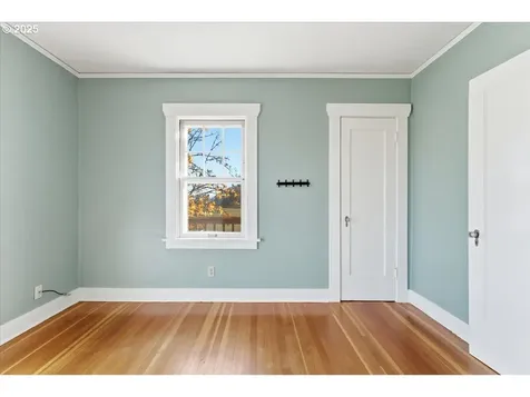 10226 NW 109th Avenue Portland OR 97231