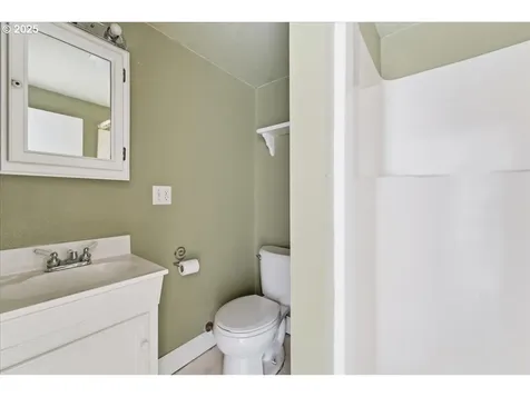 10226 NW 109th Avenue Portland OR 97231