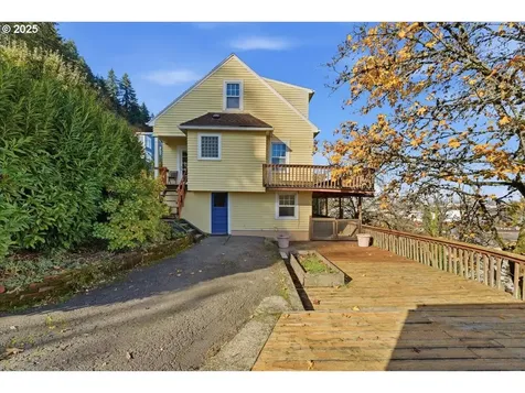 10226 NW 109th Avenue Portland OR 97231