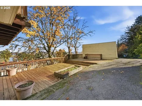 10226 NW 109th Avenue Portland OR 97231