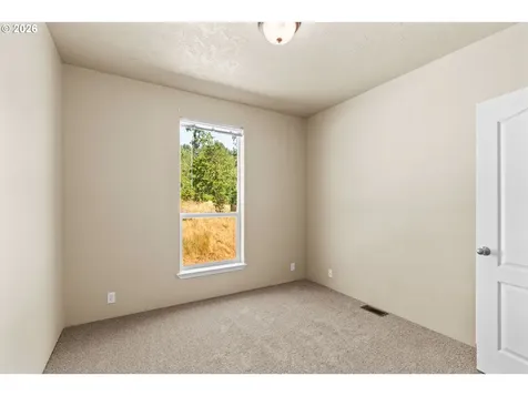 1623 Lower Crest Road Oakland OR 97462