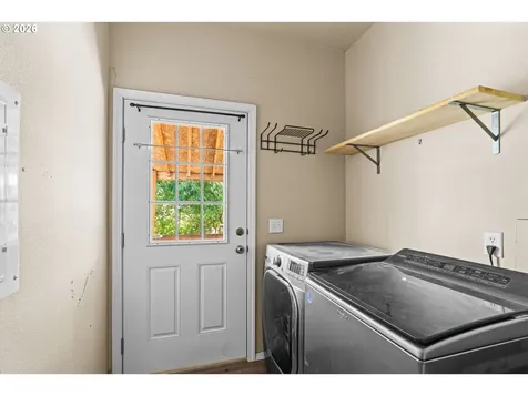 1623 Lower Crest Road Oakland OR 97462