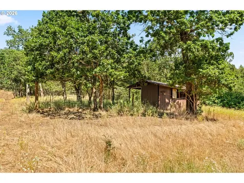 1623 Lower Crest Road Oakland OR 97462