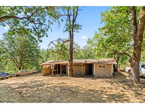 1623 Lower Crest Road Oakland OR 97462