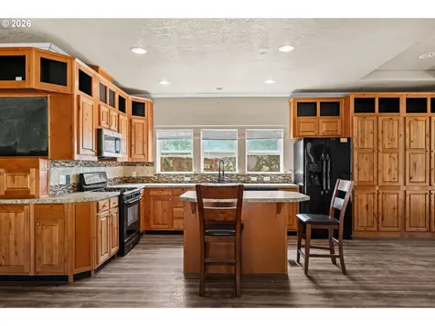 1623 Lower Crest Road Oakland OR 97462