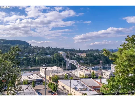 509 High Street Oregon City OR 97045