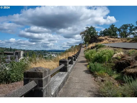 509 High Street Oregon City OR 97045