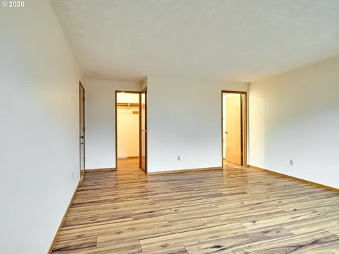 2096 Camellia Way Woodburn OR 97071