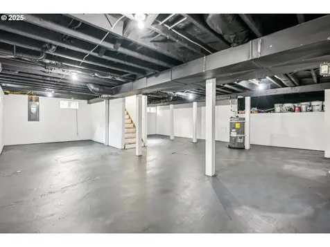 6205 NE Garfield Avenue Portland OR 97211