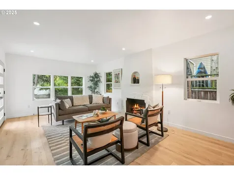 6205 NE Garfield Avenue Portland OR 97211