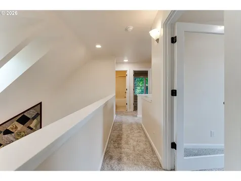 3769 Julia Loop Eugene OR 97404